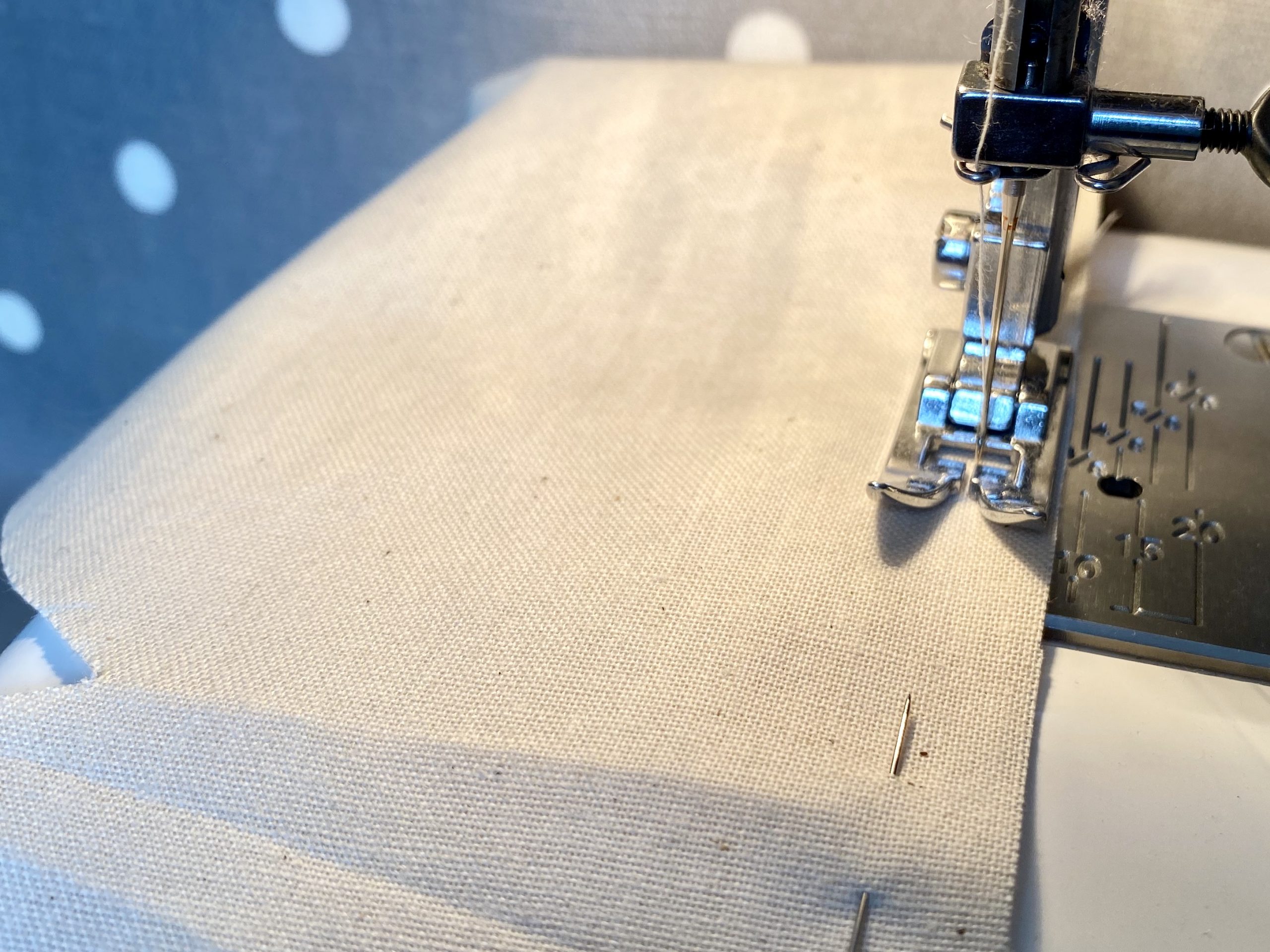 Sewing Stretch Fabrics on a Basic Sewing Machine - Sew School Barnet
